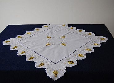 nadstoljnjak-sa-zlatovezom-14-1 nadstoljnjak-sa-zlatovezom-14-1