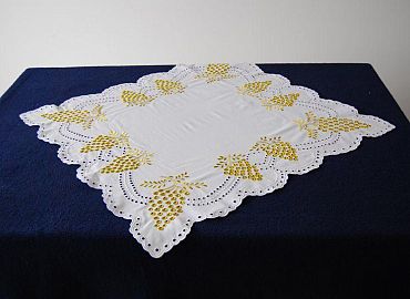 nadstoljnjak-sa-zlatovezom-13-1