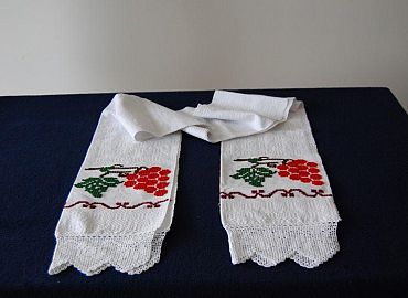 slavonski-peskir-na-tkanju-2-1 slavonski-peskir-na-tkanju-2-1