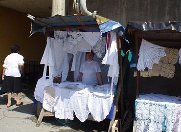 slavonski-rucni-radovi-izlozeni-na-standu slavonski-rucni-radovi-izlozeni-na-standu